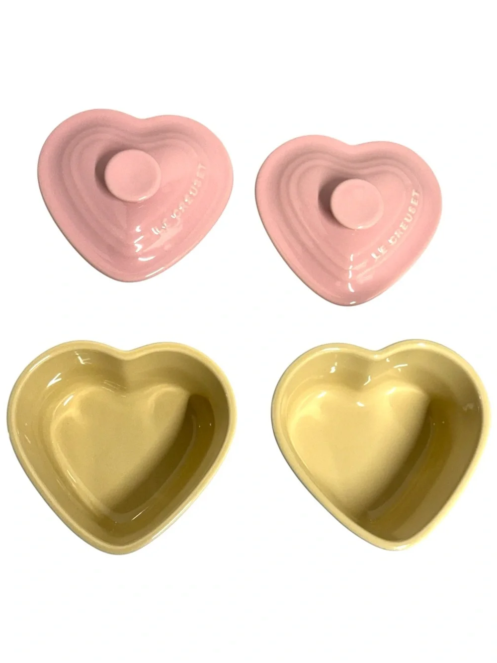 Le Creuset Pink Heart Stoneware Ramekins with Lids - Set of 2